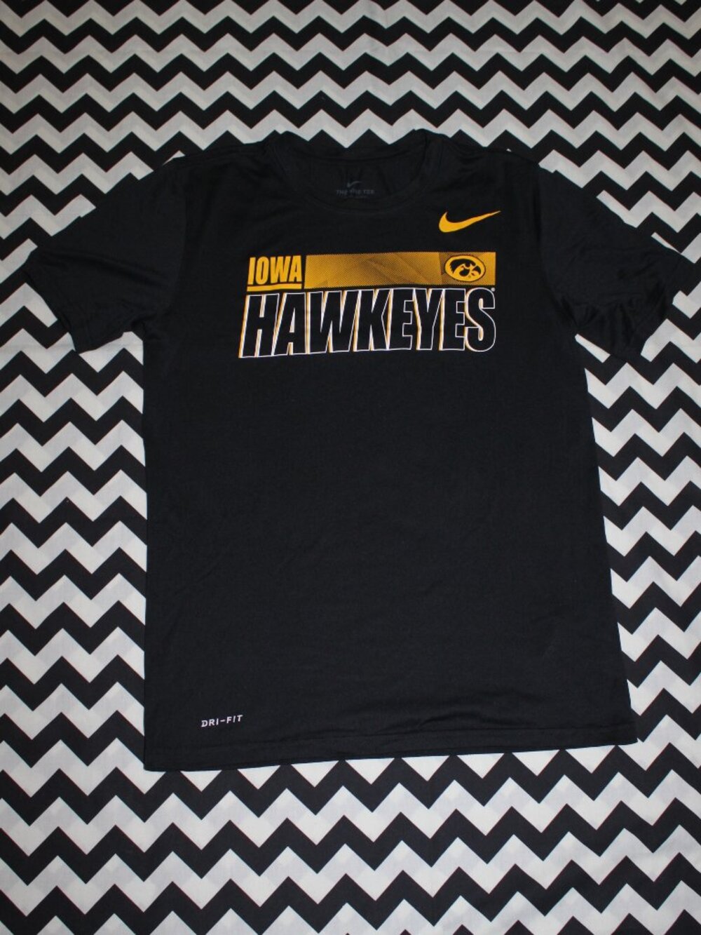 Iowa Hawkeye Dri-Fit The Nike Tee - Size: Small